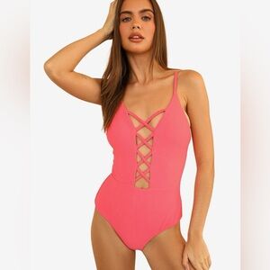NWT Petal & Pup x Dippin Daisys Bliss One Piece swimsuit in Coral/Pink, Small
